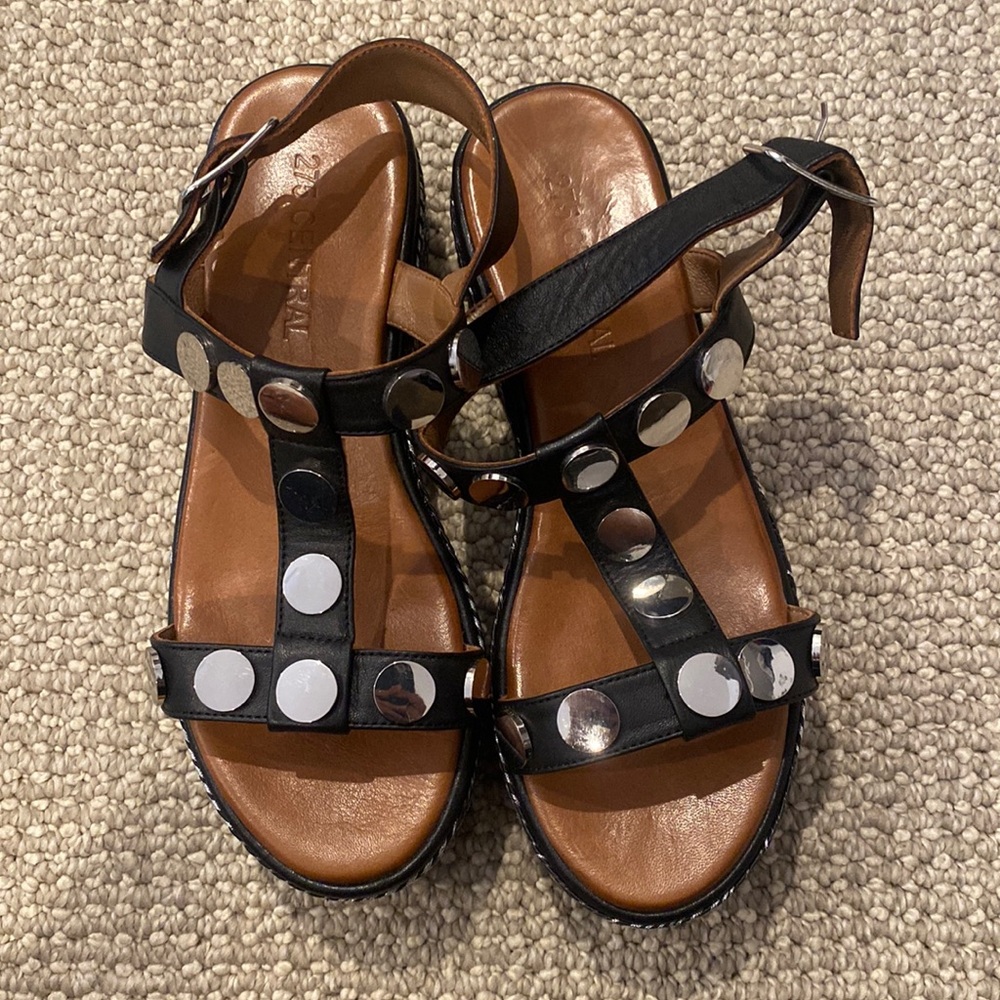 275 platform sandals
